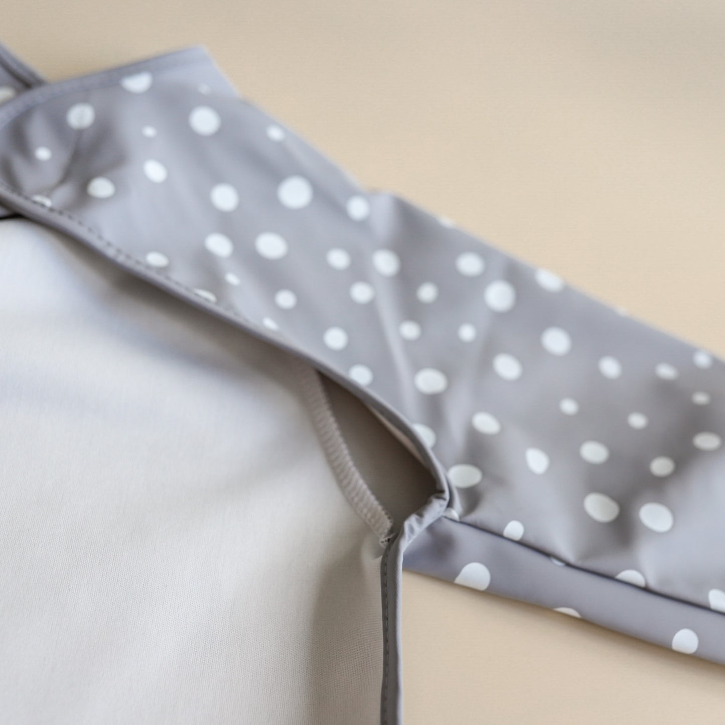 Bib Cape - Rainwashed Spots